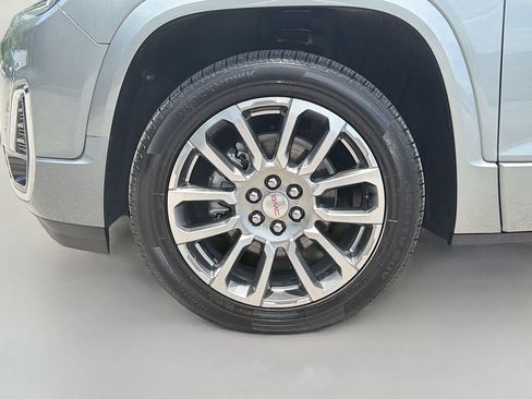 Used 2023 GMC Acadia Denali w/ Denali Technology Package FWD image 36