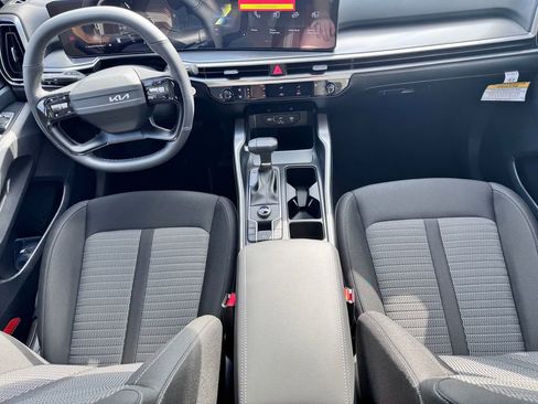 New 2026 Kia Sorento LX FWD image 27