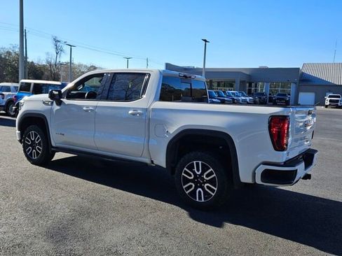 Used 2023 GMC Sierra 1500 AT4 w/ AT4 Premium Package image 11