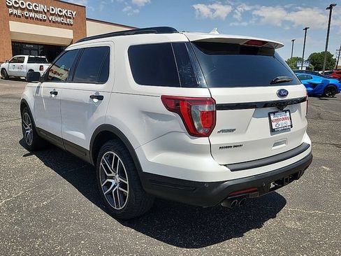 Used 2018 Ford Explorer Sport AWD/4WD image 3