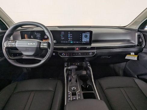 New 2026 Kia Sorento S FWD image 15