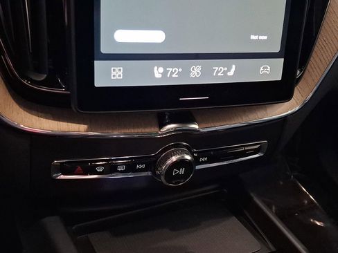 Certified 2026 Volvo XC60 B5 Plus w/ Protection Package Premier image 14