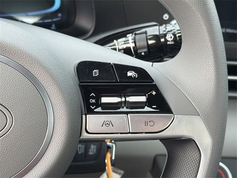 New 2026 Hyundai Elantra SE image 24