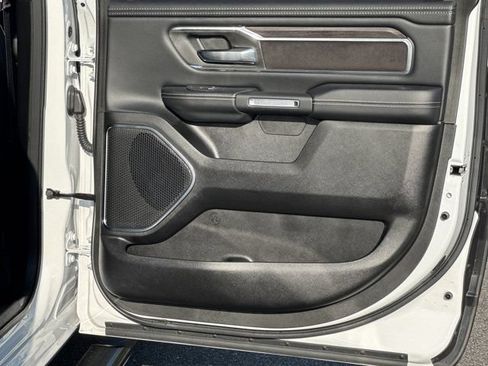 Used 2025 RAM 1500 Laramie w/ Sport Appearance Package AWD/4WD image 17