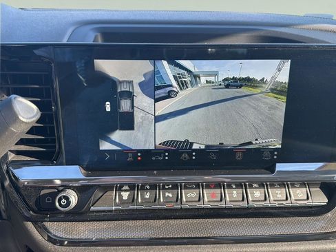 Used 2024 Chevrolet Silverado 2500 ZR2 w/ ZR2 Bison Edition AWD/4WD image 20