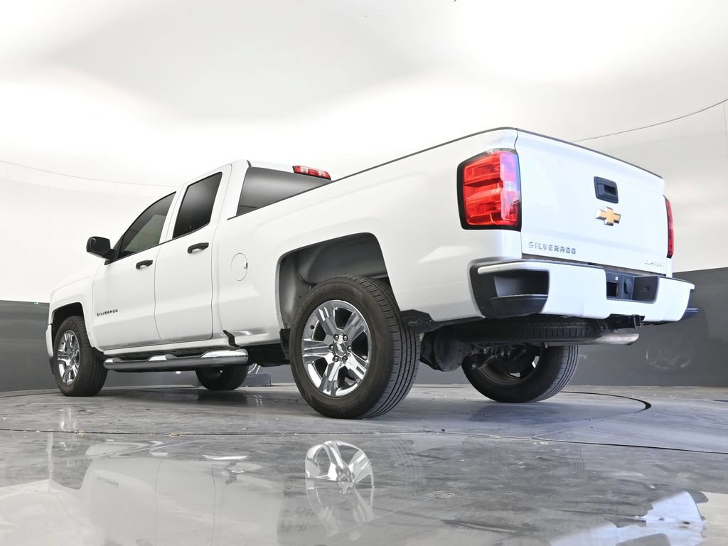 Used 2018 Chevrolet Silverado 1500 Custom w/ Custom Value Package RWD image 21