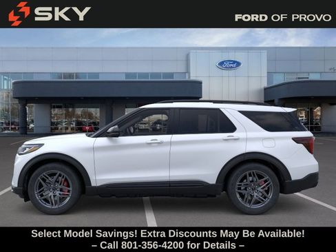 New 2025 Ford Explorer ST image 3