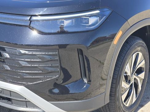 New 2026 Volkswagen Tiguan S AWD/4WD image 6
