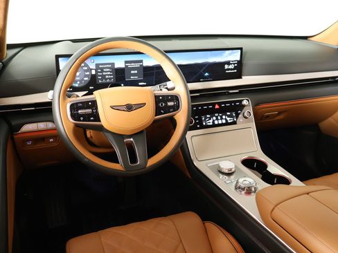 Used 2025 Genesis GV80 3.5T Prestige AWD/4WD image 2