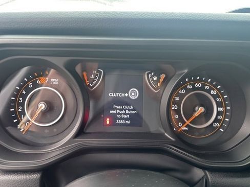 Used 2025 Jeep Wrangler Sport image 16