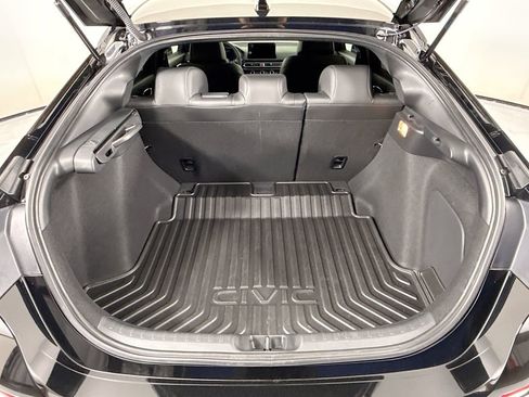 Certified 2025 Honda Civic Sport Touring image 28