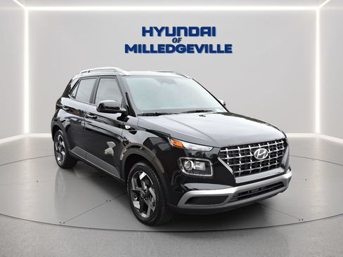 New 2026 Hyundai Venue SEL FWD image 6