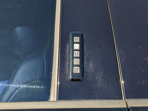 Used 2018 Ford F250 Lariat w/ Lariat Ultimate Package image 28