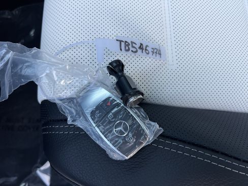 New 2026 Mercedes-Benz GLE 580 4MATIC image 32