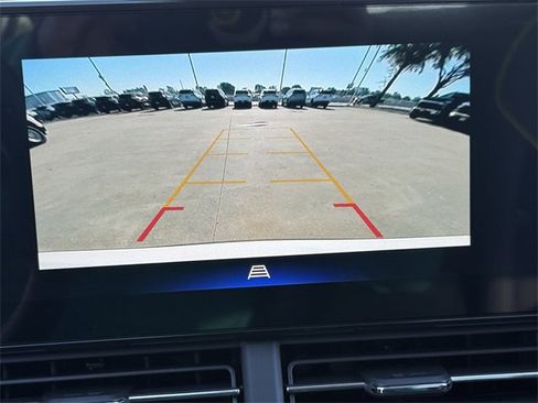 New 2026 Chevrolet Trax ACTIV w/ Sunroof Package image 17