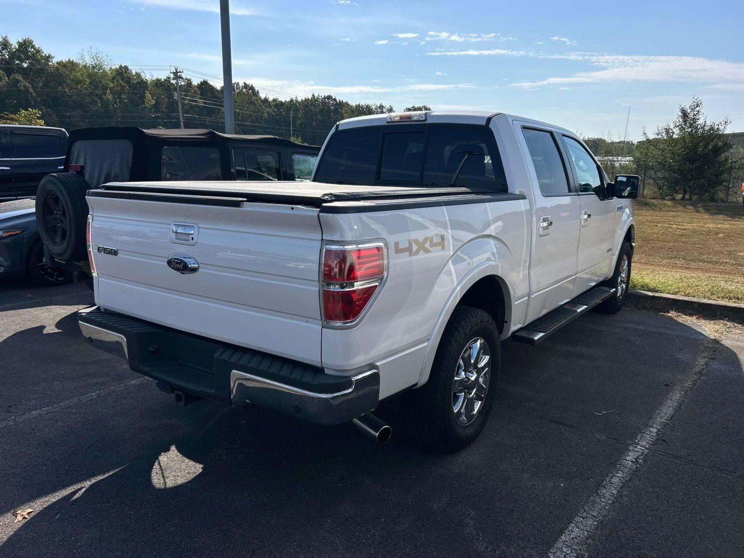 Used 2014 Ford F150 Lariat w/ Equipment Group 502A Luxury AWD/4WD image 2