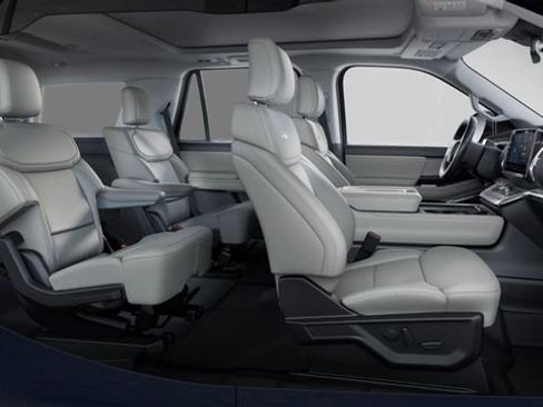 New 2025 Ford Expedition Platinum w/ Driver's Package image 6