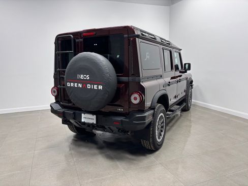 Used 2025 INEOS Grenadier AWD/4WD image 7
