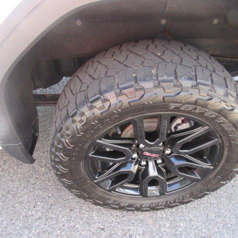 Used 2021 GMC Sierra 1500 Elevation w/ X31 Off-Road Package AWD/4WD image 8