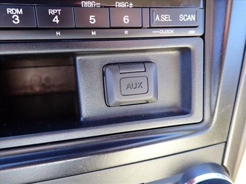 Used 2011 Honda CR-V LX image 17