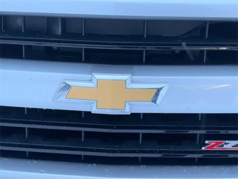 Used 2016 Chevrolet Silverado 1500 LT w/ All Star Edition image 9