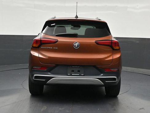 Used 2020 Buick Encore GX Essence FWD image 4