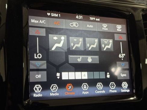 Used 2020 Jeep Cherokee Limited w/ Advanced Safety Group FWD image 16