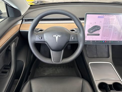 Used 2022 Tesla Model 3 Long Range AWD/4WD image 13