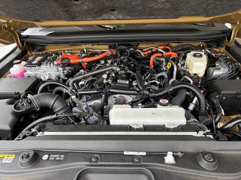 Used 2025 Toyota Land Cruiser w/ Premium Package AWD/4WD image 29