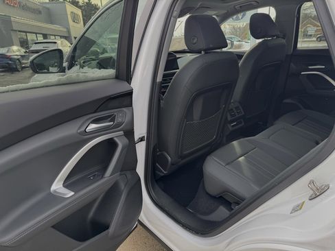 New 2025 Audi Q5 Premium image 26