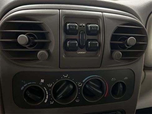 Used 2001 Chrysler PT Cruiser image 20