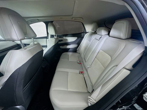 Used 2023 Nissan Ariya EVOLVE+ image 29