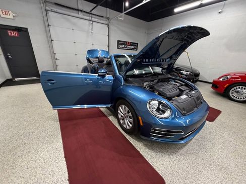 Used 2019 Volkswagen Beetle 2.0T S FWD image 50