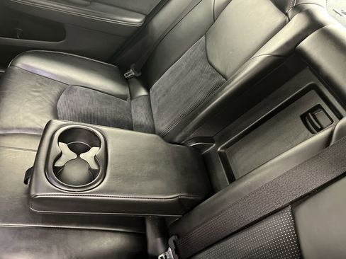 Used 2012 Chrysler 200 S image 11