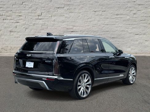 Used 2026 Cadillac Vistiq Premium Luxury AWD/4WD image 5
