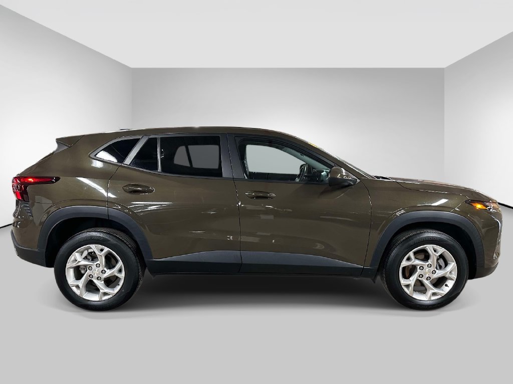 Certified 2024 Chevrolet Trax LS w/ LS Convenience Package FWD image 6