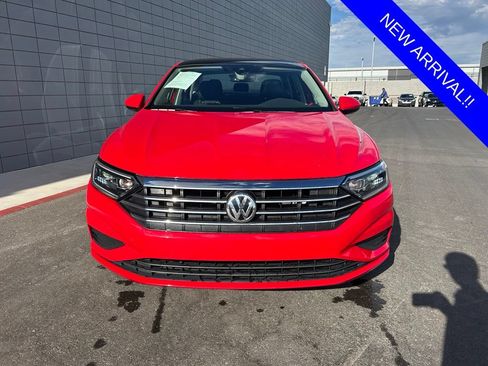 Used 2020 Volkswagen Jetta SEL FWD image 3