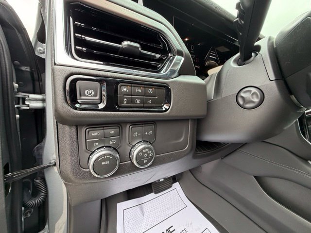 New 2026 GMC Yukon Denali w/ LPO, Floor Liner Package AWD/4WD image 8