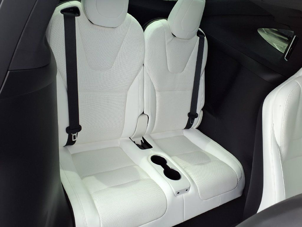 Used 2022 Tesla Model X Plaid AWD/4WD image 18