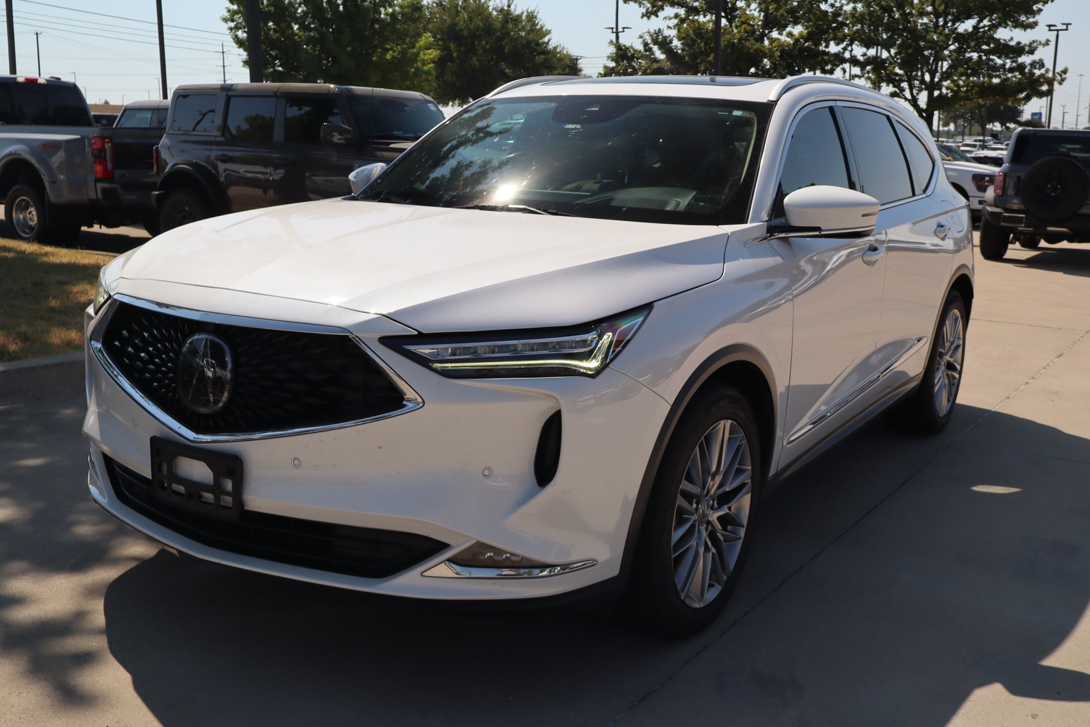 Used 2023 Acura MDX w/ Advance Package AWD/4WD image 9