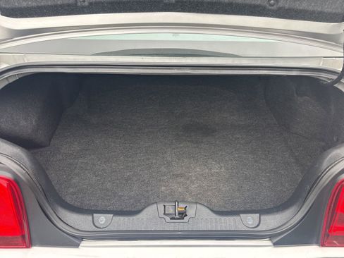 Used 2010 Ford Mustang GT image 14