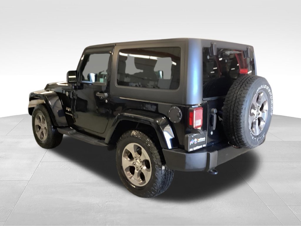 Certified 2018 Jeep Wrangler Sahara w/ Connectivity Group AWD/4WD image 3