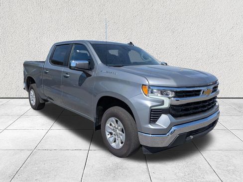 Used 2025 Chevrolet Silverado 1500 LT image 1