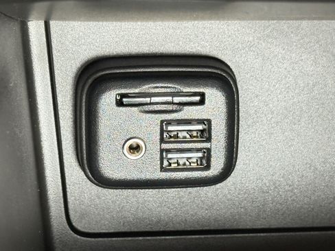 Used 2021 GMC Canyon AT4 AWD/4WD image 24