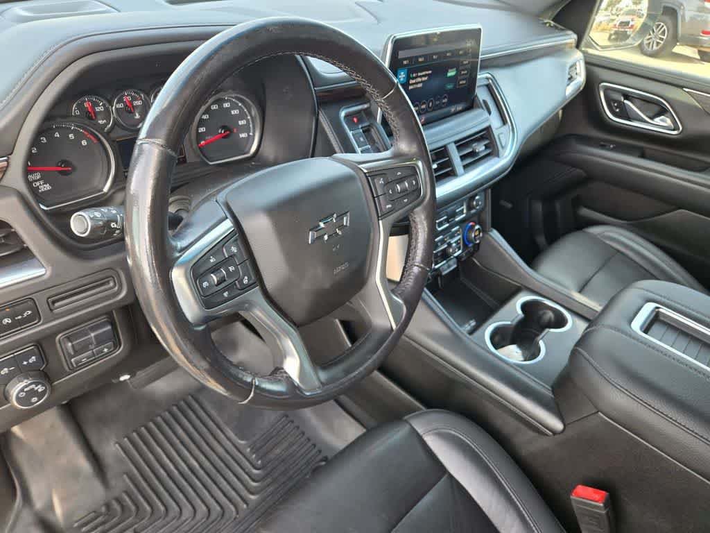 Used 2021 Chevrolet Tahoe Z71 w/ Luxury Package AWD/4WD image 10