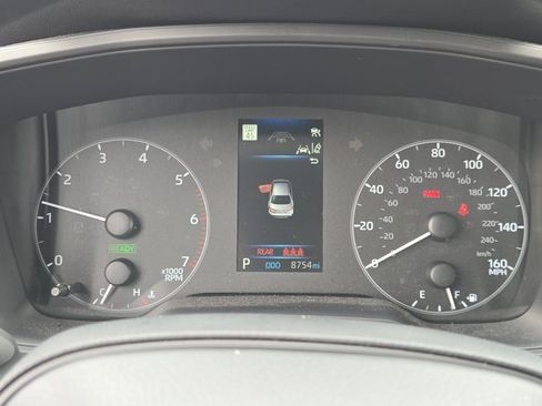 Used 2025 Toyota Corolla LE FWD image 27