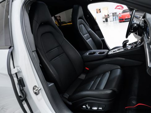 Used 2018 Porsche Panamera image 46