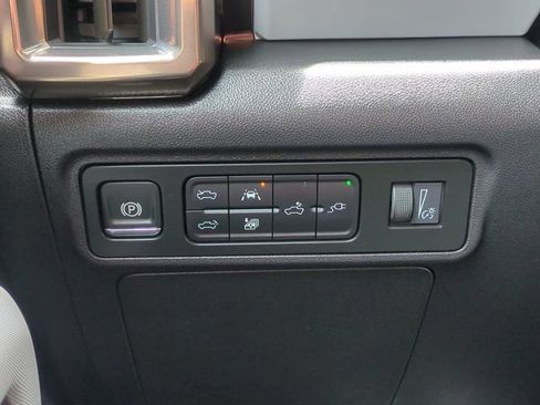 Used 2025 GMC Hummer EV 3X AWD/4WD image 19