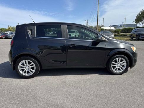 Used 2014 Chevrolet Sonic LT w/ Wheels and Fog Lamp Package FWD image 7