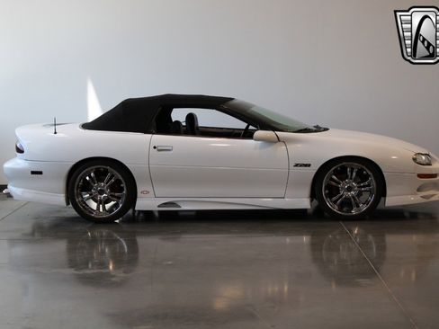 Used 2000 Chevrolet Camaro Z28 image 12